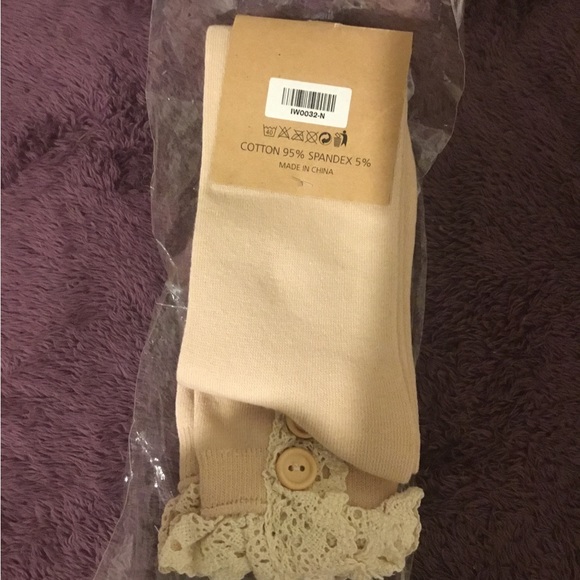 NWT Knee High Socks- 8-10 Size - Picture 6 of 6